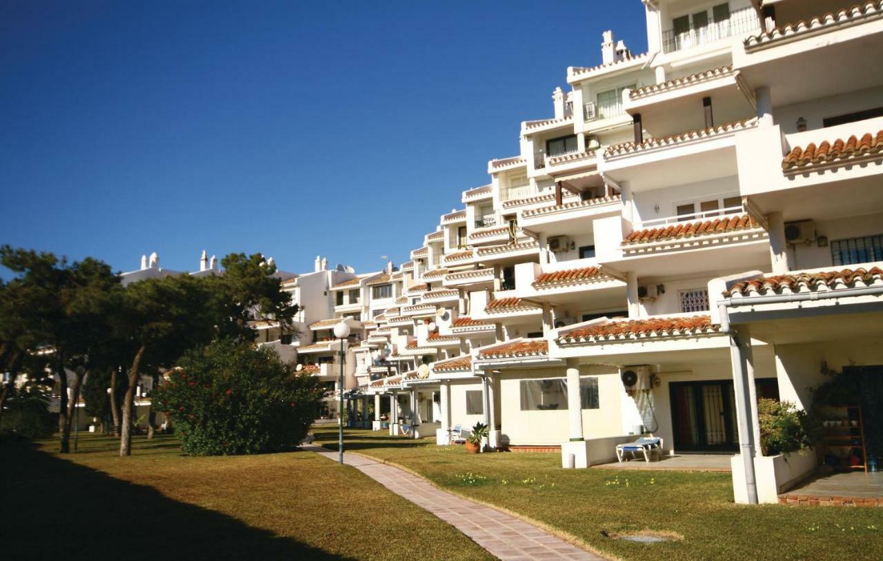 Cozy Apartment In Calahonda With Wifi La Cala De Mijas Luaran gambar